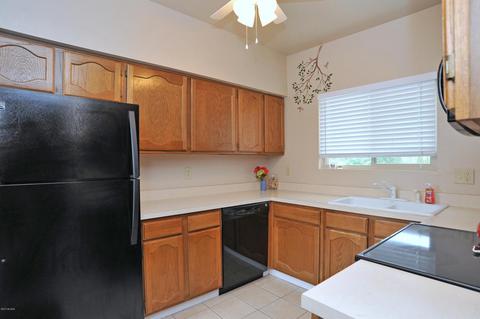 9705 E 2nd St, Tucson, AZ 85748 photo 10