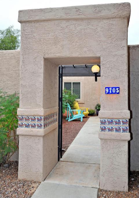 9705 E 2nd St, Tucson, AZ 85748 photo 2