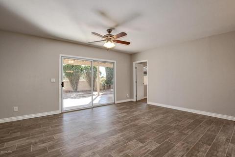 650 E Savannah St, Vail, AZ 85641 photo 8