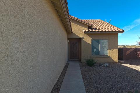 1016 S Limestone St, Benson, AZ 85602 photo 2