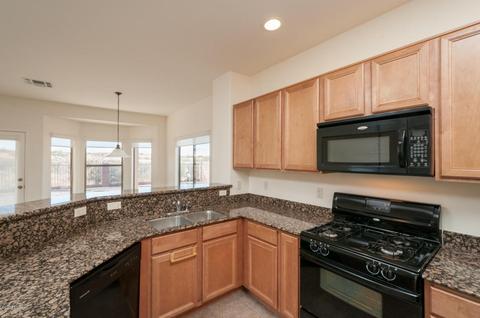 1016 S Limestone St, Benson, AZ 85602 photo 9