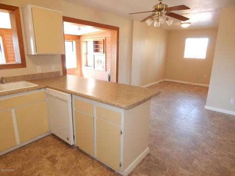 4872 S Champlain Pl, Tucson, AZ 85730 photo 5