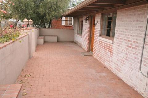 5607 E 2nd St, Tucson, AZ 85711 photo 4