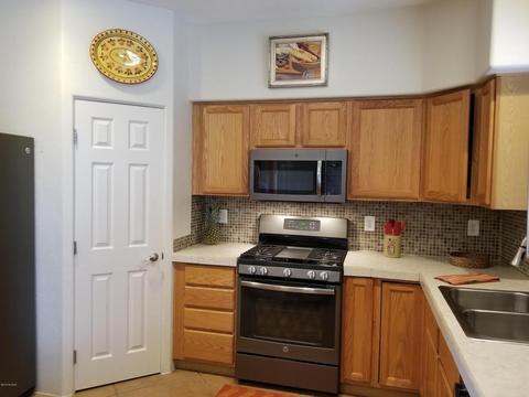 1550 E Painted Colt Loop, Tucson, AZ 85719 photo 4