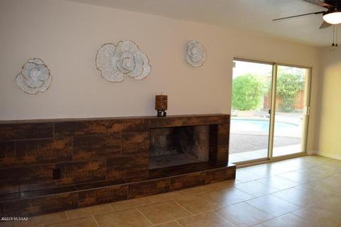 8809 E Harborage Dr, Tucson, AZ 85710 photo 6