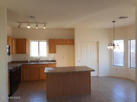 7854 S Hidden Stone Ln, Tucson, AZ 85756 photo 6