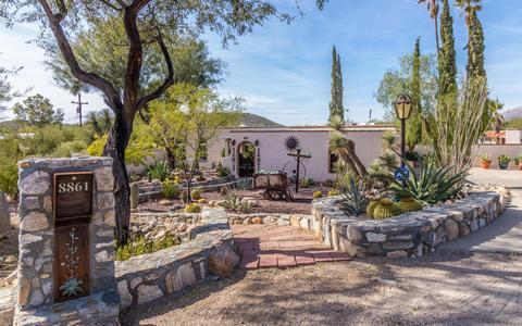 8861 E Buckboard Rd, Tucson, AZ 85749 photo 1