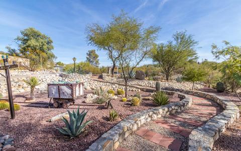 8861 E Buckboard Rd, Tucson, AZ 85749 photo 3