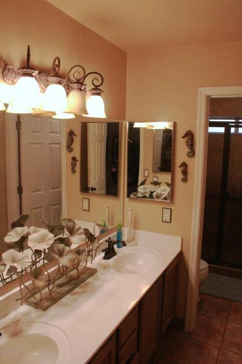 9077 N Eaglestone Loop, Tucson, AZ 85742 photo 11