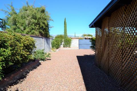 8317 E Rolling Ridge St, Tucson, AZ 85710 photo 30