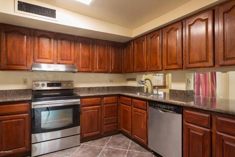 8317 E Rolling Ridge St, Tucson, AZ 85710 photo 9