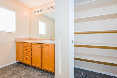 3745 E Bright View St, Tucson, AZ 85706 photo 10