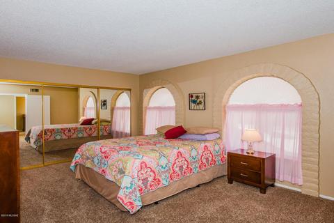 553 E Savannah St, Vail, AZ 85641 photo 13
