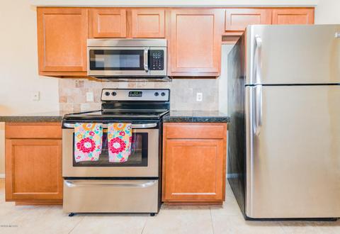 553 E Savannah St, Vail, AZ 85641 photo 34