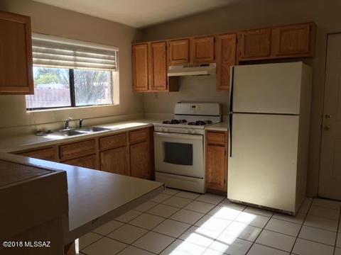 4153 E Bermuda St, Tucson, AZ 85712 photo 2
