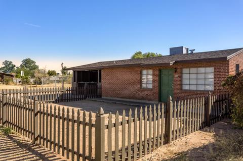 3226 E Silverlake Rd, Tucson, AZ 85713 photo 2
