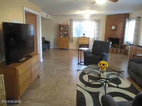 8809 E 3rd St, Tucson, AZ 85710 photo 4