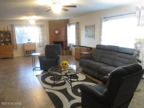 8809 E 3rd St, Tucson, AZ 85710 photo 3