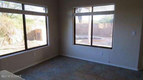 7575 E Park View Dr, Tucson, AZ 85715 photo 4