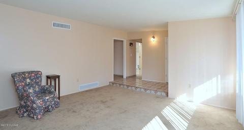 5841 E 3rd St, Tucson, AZ 85711 photo 9