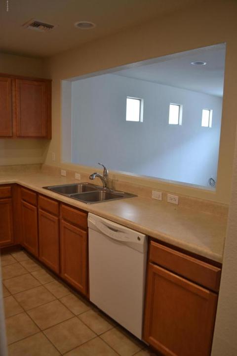 10614 E Singing Canyon Dr, Tucson, AZ 85747 photo 9