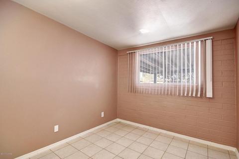 4650 E 25th St, Tucson, AZ 85711 photo 13
