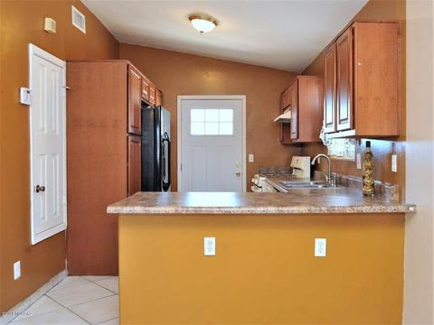 5154 S Linnet Ave, Tucson, AZ 85706 photo 3