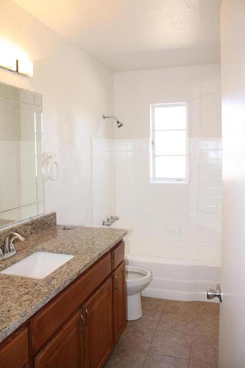 5743 E 18th St, Tucson, AZ 85711 photo 7