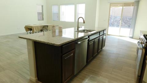 8256 E Magee Hill Loop E, Tucson, AZ 85710 photo 3