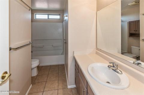 7461 E Fair Meadows Loop, Tucson, AZ 85756 photo 13