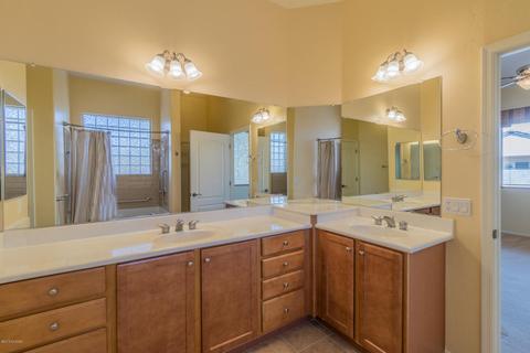 10545 E Black Willow Dr, Tucson, AZ 85747 photo 17