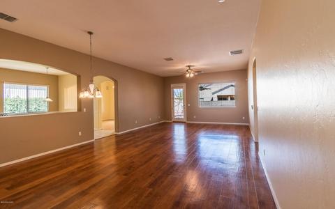 10545 E Black Willow Dr, Tucson, AZ 85747 photo 2