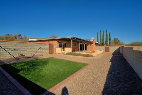 9340 E Walnut Tree Cir, Tucson, AZ 85749 photo 8