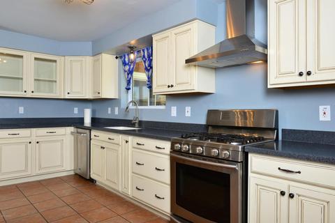 9340 E Walnut Tree Cir, Tucson, AZ 85749 photo 2