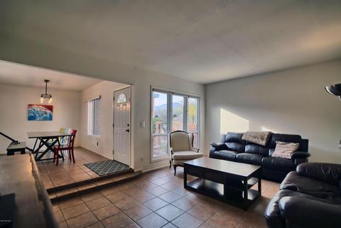 9340 E Walnut Tree Cir, Tucson, AZ 85749 photo 4