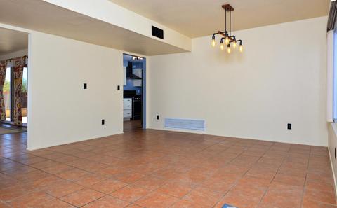 9340 E Walnut Tree Cir, Tucson, AZ 85749 photo 3