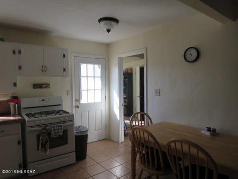 458 E Mark St, Benson, AZ 85602 photo 4