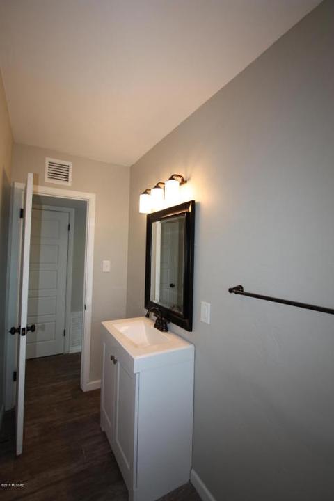 4708 E Cooper St, Tucson, AZ 85711 photo 11