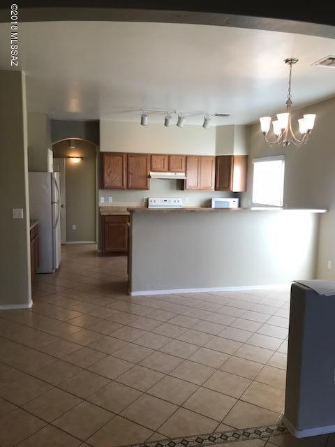 7599 E Fair Meadows Loop, Tucson, AZ 85756 photo 1