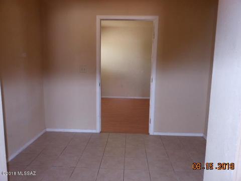 402 S Cochise Ave, Willcox, AZ 85643 photo 4