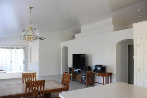 8519 E Sarnoff Ridge Loop, Tucson, AZ 85710 photo 6
