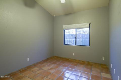 7666 E Dayview Cir, Tucson, AZ 85750 photo 23