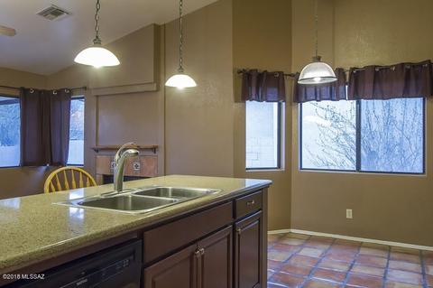 7666 E Dayview Cir, Tucson, AZ 85750 photo 10
