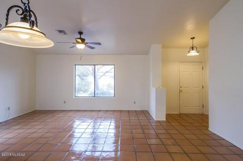 7666 E Dayview Cir, Tucson, AZ 85750 photo 6