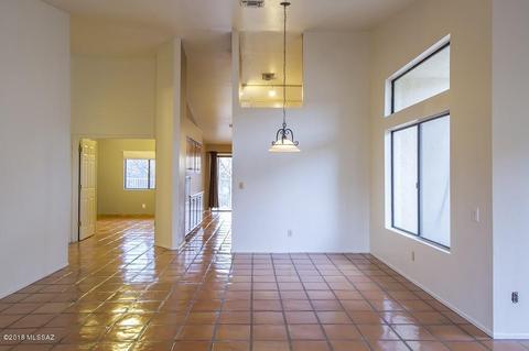 7666 E Dayview Cir, Tucson, AZ 85750 photo 5