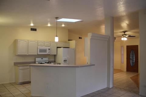 10225 E Rainbow Meadow Dr, Tucson, AZ 85747 photo 6