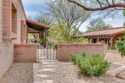 6854 E Via Vigna, Tucson, AZ 85750 photo 9