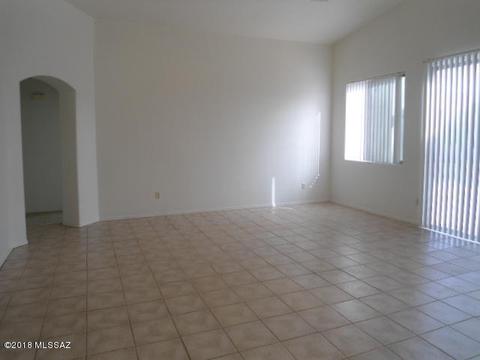 8282 N Equator Loop, Tucson, AZ 85741 photo 5