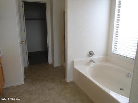 8282 N Equator Loop, Tucson, AZ 85741 photo 12