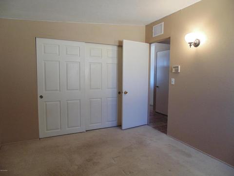 4119 E Sylvane Dr, Tucson, AZ 85711 photo 8